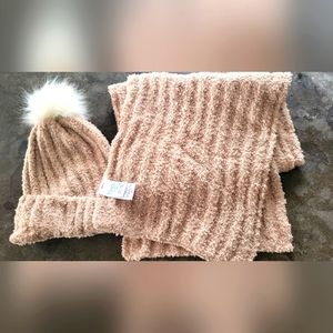 CUTE SCARF AND HAT SOFT  NWT